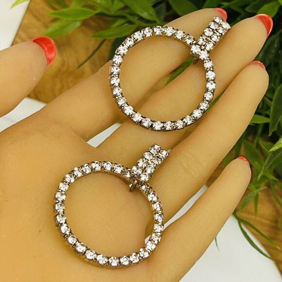 Huge Vintage Rhinestone Earrings Runway Diva Sparkling Fancy Drop Silver 1192 - Picture 2 of 9